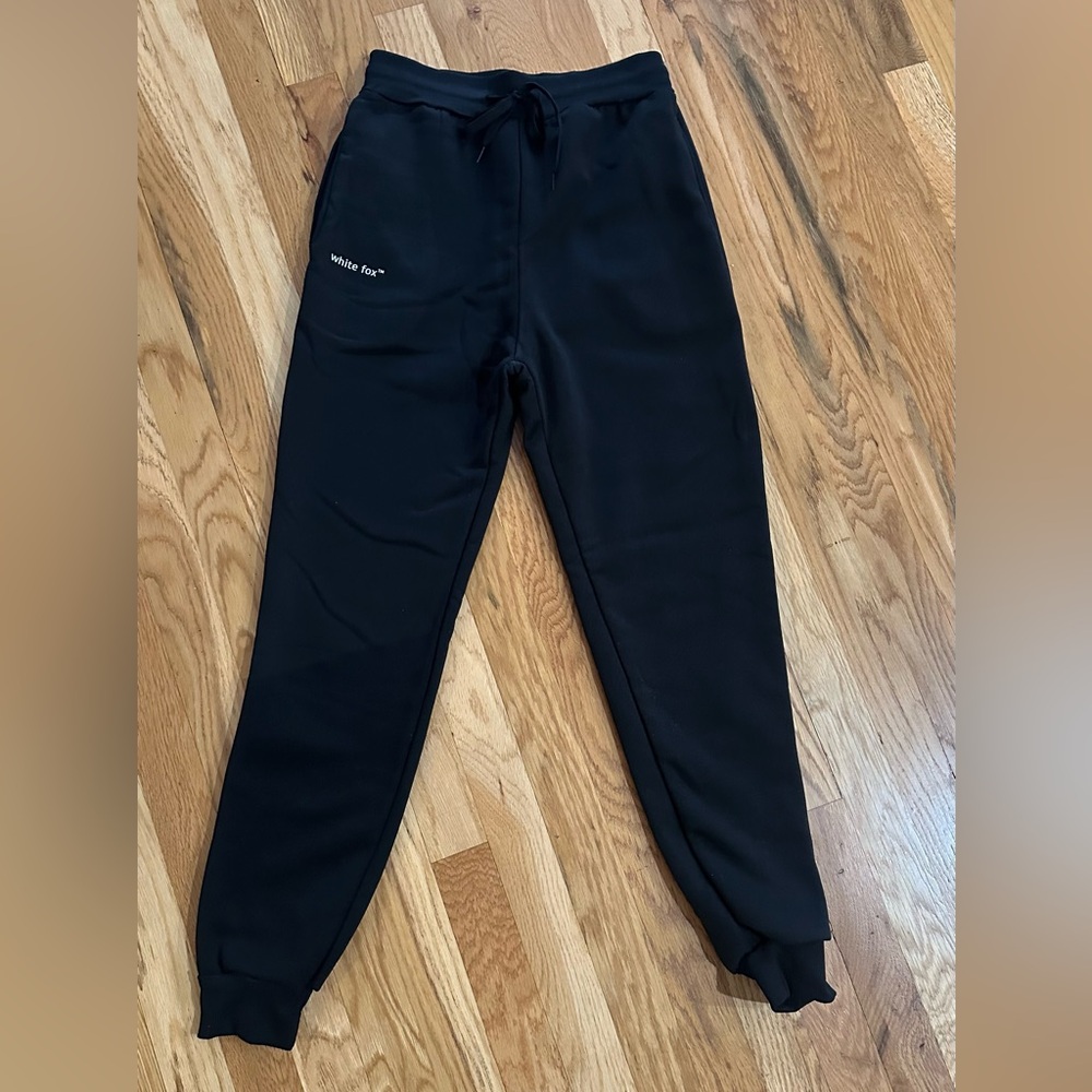 NEW WHITE FOX BLACK SWEAT PANTS SIZE XS ~ 27” inseam